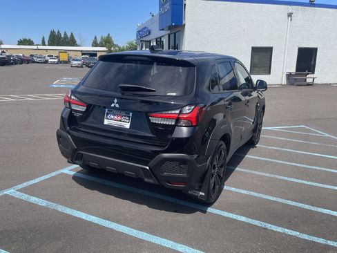 Used 2025 Mitsubishi Outlander Sport AWD image 5