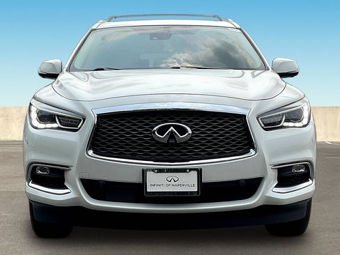 Used 2018 INFINITI QX60 Luxe w/ Deluxe Technology Package AWD/4WD image 2