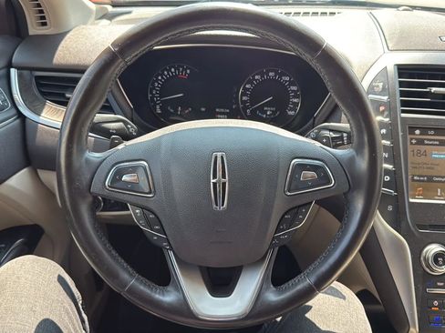 Used 2019 Lincoln MKC Reserve w/ MKC Climate Package image 10