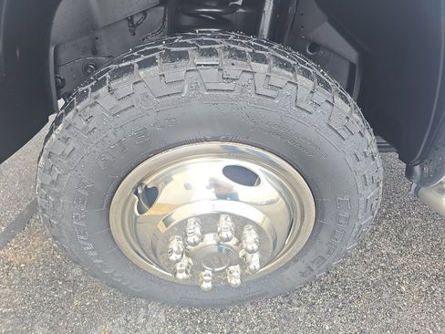 Used 2017 RAM 3500 Tradesman image 31