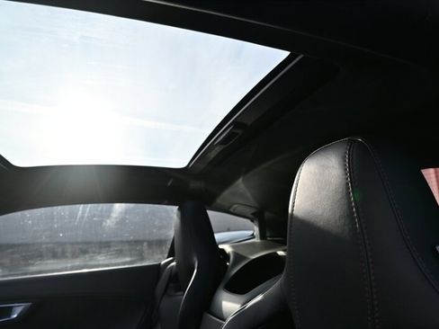 Used 2016 Jaguar F-TYPE S image 24