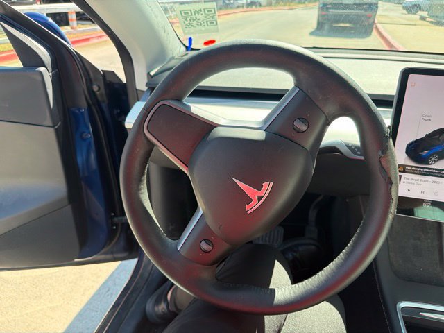 Used 2022 Tesla Model Y Long Range AWD/4WD image 16