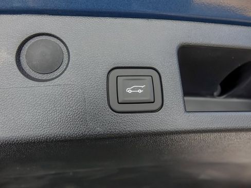 New 2026 Chevrolet Equinox RS w/ LPO, Floor Liner Package image 9