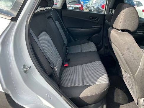 Used 2019 Hyundai Kona SE FWD image 22