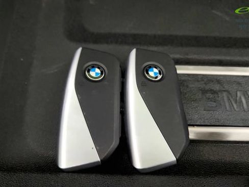 Used 2026 BMW X6 xDrive40i w/ Premium Package AWD/4WD image 83