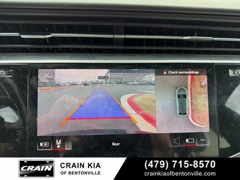 Used 2021 Audi Q8 Prestige w/ Prestige Package image 28