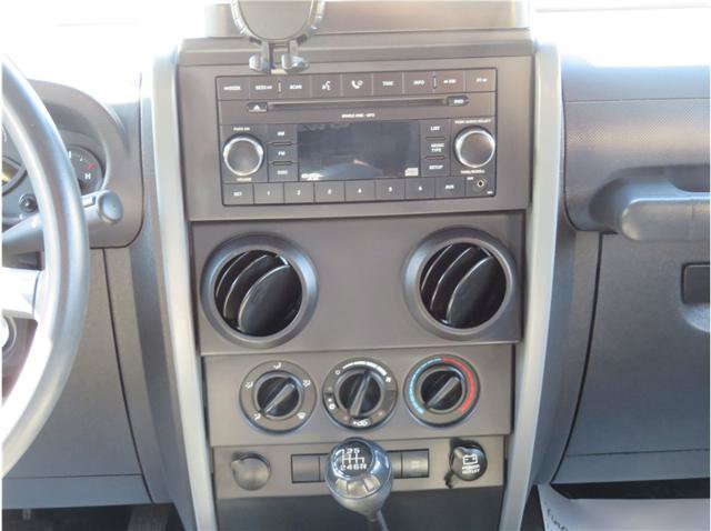Used 2007 Jeep Wrangler Unlimited X AWD/4WD image 6
