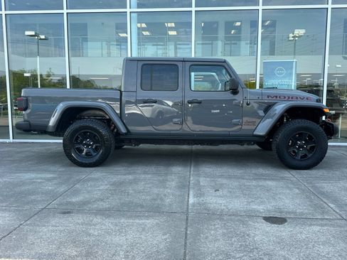 Used 2021 Jeep Gladiator Mojave AWD/4WD image 2