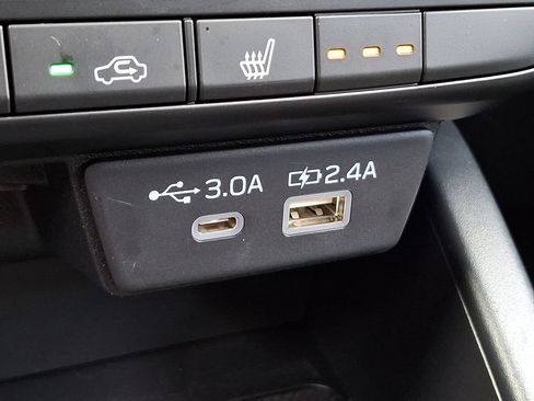 Used 2026 Subaru Outback Premium AWD/4WD image 24