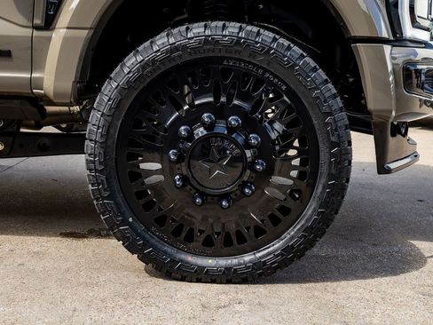 Used 2026 Ford F450 Platinum w/ Platinum Plus Package AWD/4WD image 12