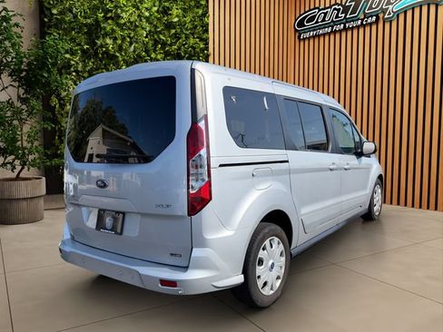 Used 2022 Ford Transit Connect XLT FWD image 6