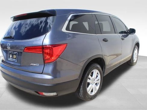 Used 2016 Honda Pilot LX image 5