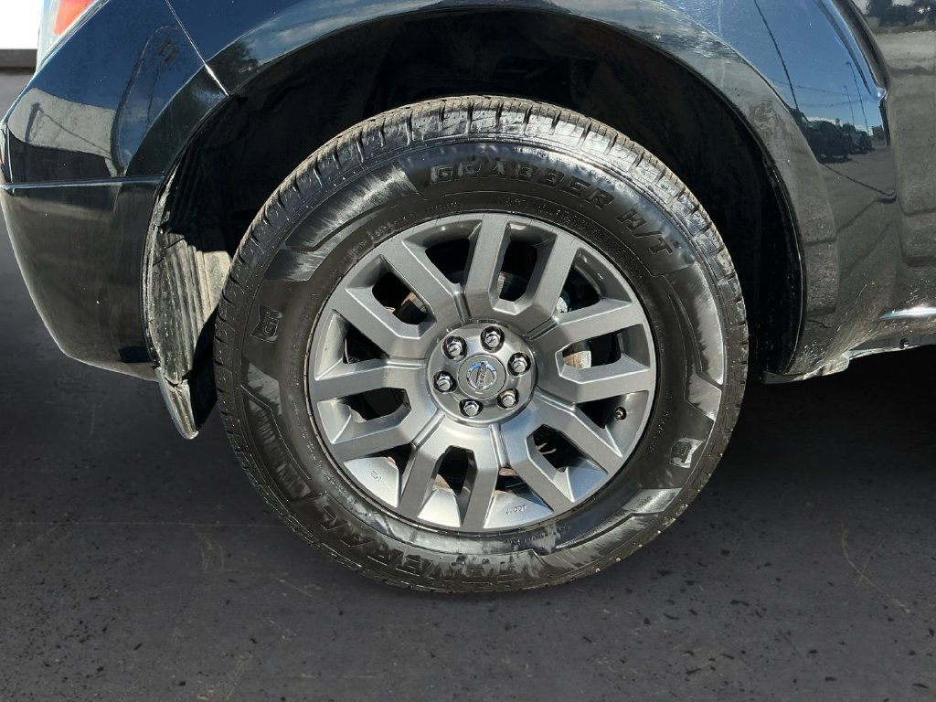 Used 2012 Nissan Frontier SV w/ Sport Appearance Pkg RWD image 13