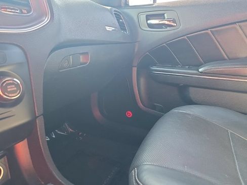 Used 2014 Dodge Charger R/T RWD image 19