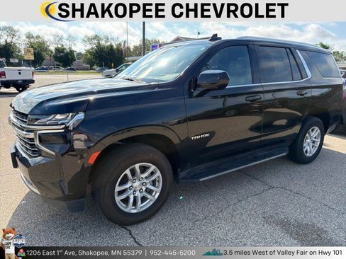 Used 2024 Chevrolet Tahoe LT AWD/4WD image 1