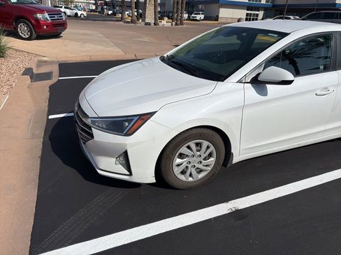 Used 2020 Hyundai Elantra SE w/ Cargo Package (C1) image 27