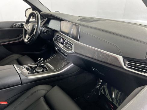 Used 2022 BMW X5 xDrive40i w/ Premium Package image 28