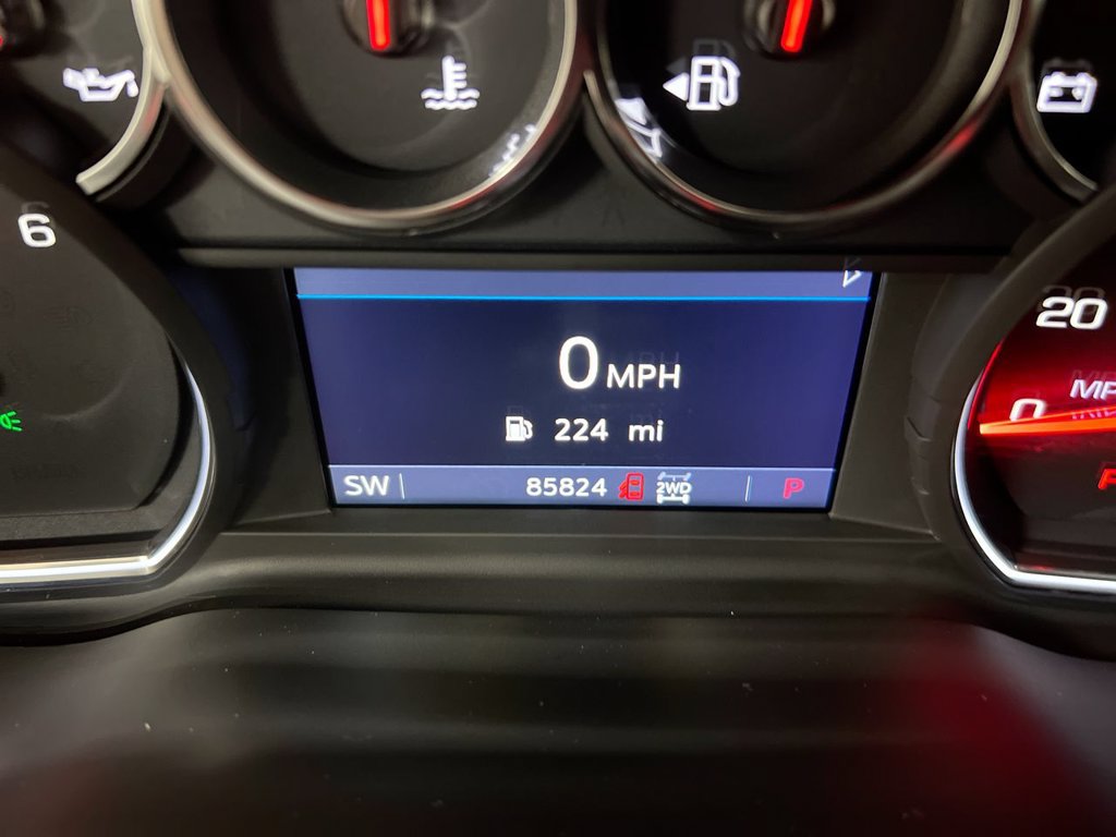 Used 2019 Chevrolet Silverado 1500 RST AWD/4WD image 13