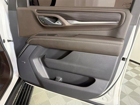 Used 2022 GMC Yukon Denali w/ Max Trailering Package image 15