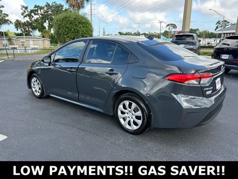 Used 2025 Toyota Corolla LE FWD image 3