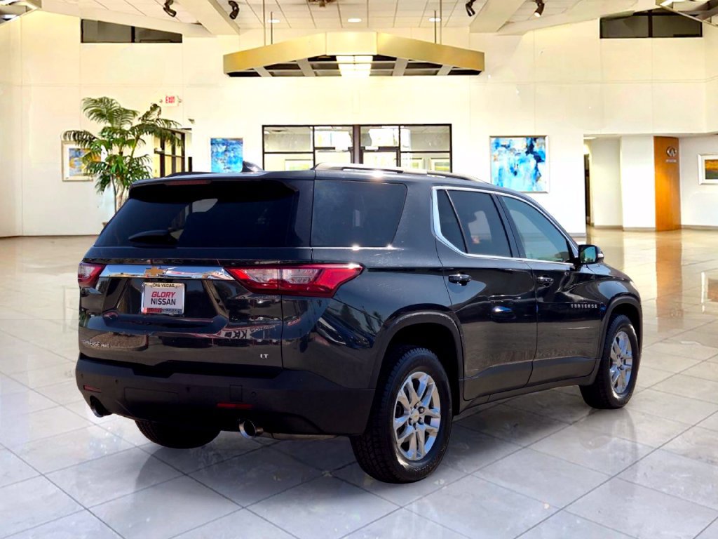 Used 2020 Chevrolet Traverse LT w/ Driver Confidence II Package AWD/4WD image 5
