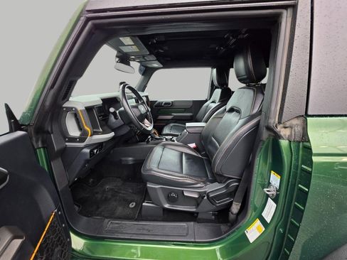 Used 2023 Ford Bronco Badlands w/ Sasquatch Package AWD/4WD image 17
