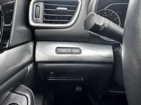 Used 2022 Nissan Maxima SV w/ Floor Mat Group FWD image 26