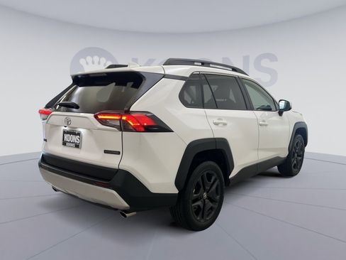 Used 2024 Toyota RAV4 Adventure AWD/4WD image 8
