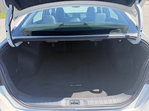 Used 2019 Nissan Altima 2.5 SR AWD/4WD image 15