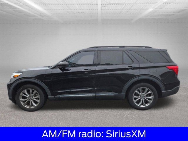 Used 2020 Ford Explorer XLT w/ Equipment Group 202A AWD/4WD image 5