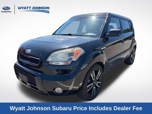 Used 2010 Kia Soul + FWD image 1