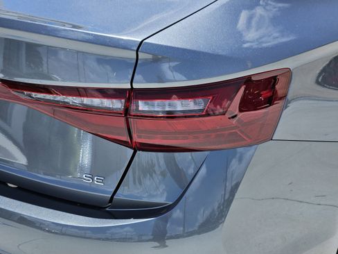 New 2025 Volkswagen Jetta SE image 10
