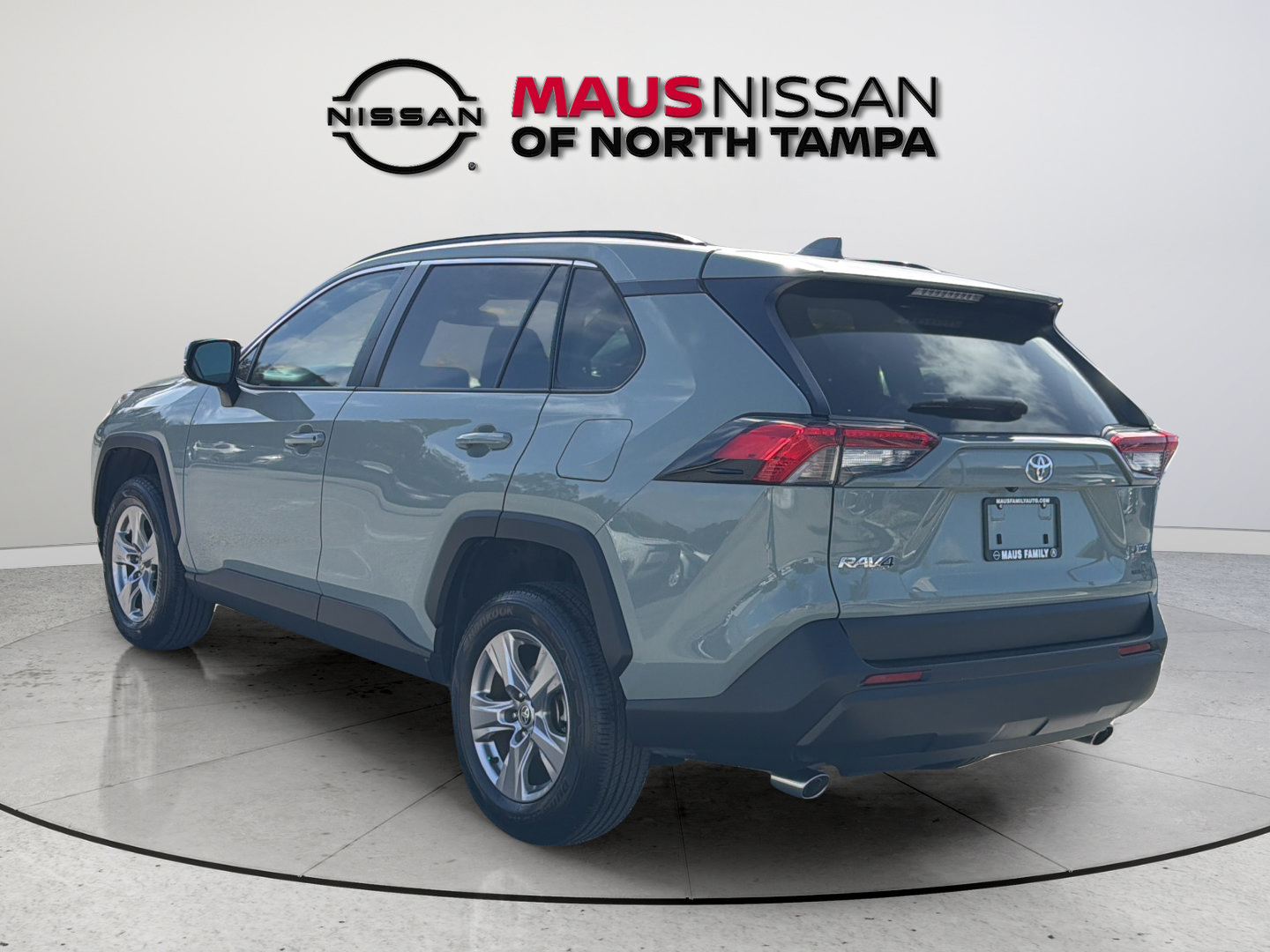 Used 2023 Toyota RAV4 XLE w/ Convenience Package FWD image 8