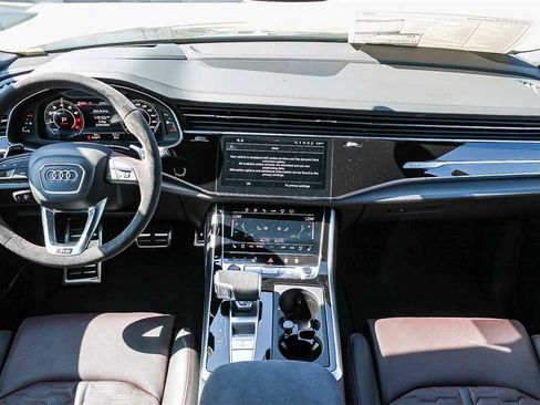 New 2025 Audi RS Q8 performance image 12