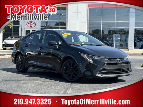 Used 2024 Toyota Corolla LE FWD image 1