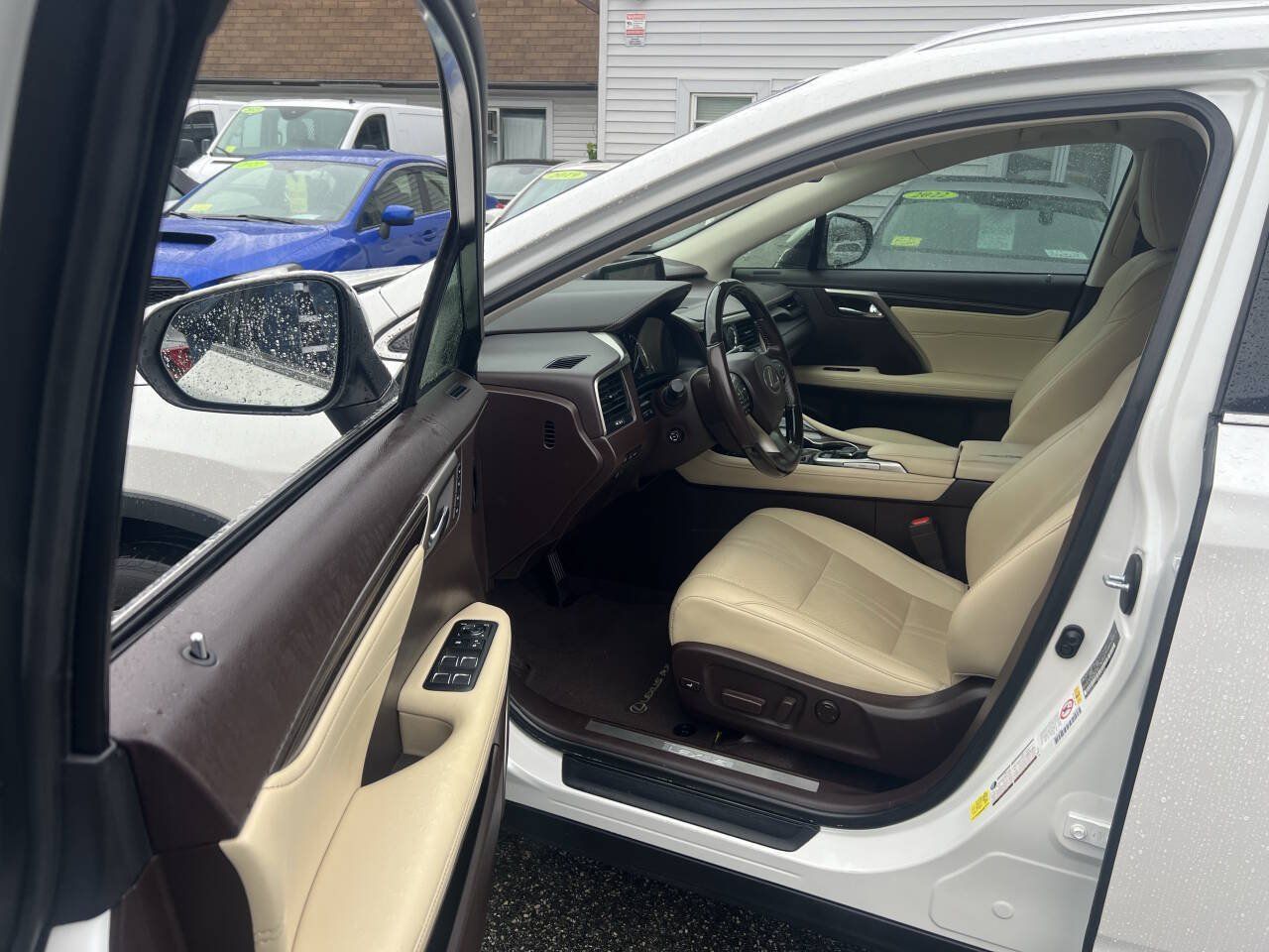 Used 2018 Lexus RX 350L Luxury w/ Accessory Package FWD image 28