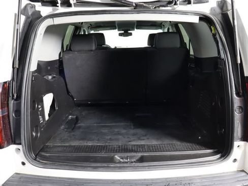 Used 2018 Chevrolet Tahoe 4WD image 10