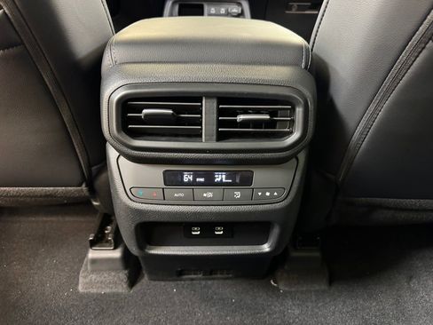 New 2026 Honda Pilot Touring image 18