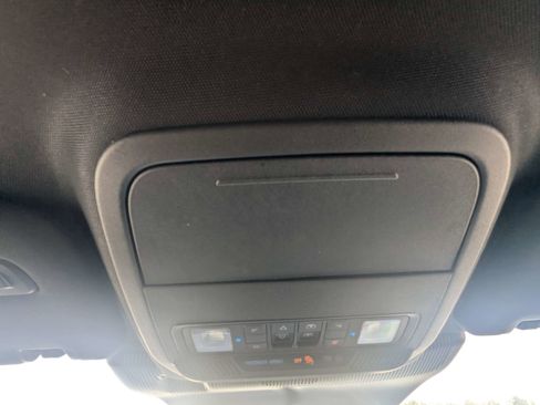 Used 2025 Ford Explorer ST AWD/4WD image 32