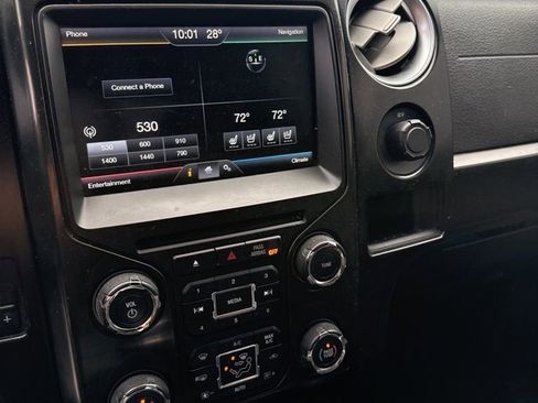 Used 2014 Ford F150 FX4 w/ Equipment Group 402A Luxury image 11