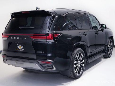 Used 2026 Lexus LX 600 4WD w/ Appearance Package image 5