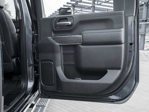 Used 2020 Chevrolet Silverado 2500 LTZ w/ LTZ Premium Package image 44