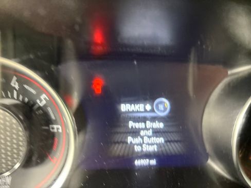 Used 2023 Dodge Challenger SXT RWD image 12
