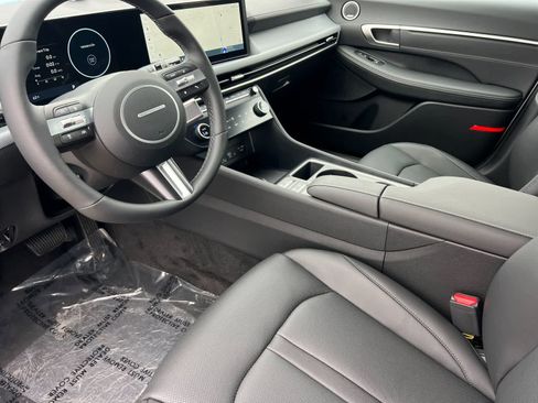 New 2026 Hyundai Sonata Limited image 12