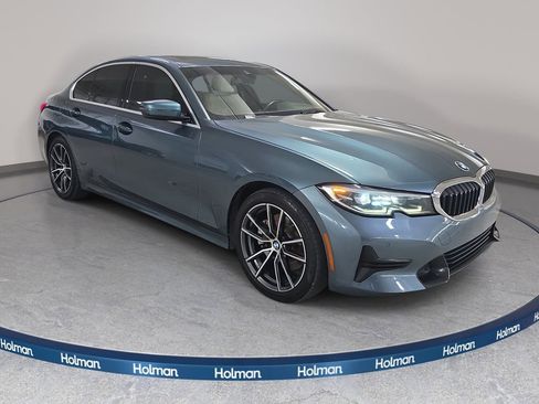Used 2020 BMW 330i Sedan w/ Convenience Package RWD image 4