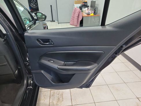 Used 2024 Nissan Altima 2.5 SV image 18