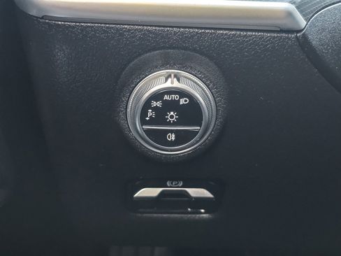 Used 2024 Mercedes-Benz C 300 4MATIC Sedan image 8