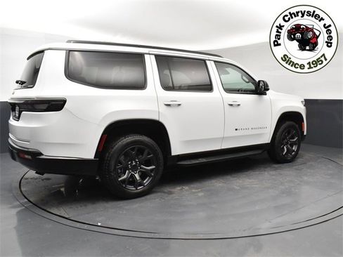 New 2026 Jeep Grand Wagoneer Limited image 6