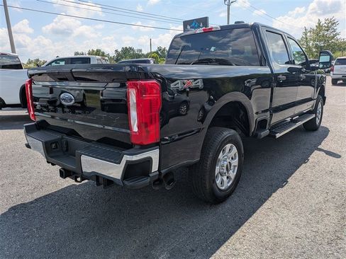 Used 2024 Ford F250 XLT image 6