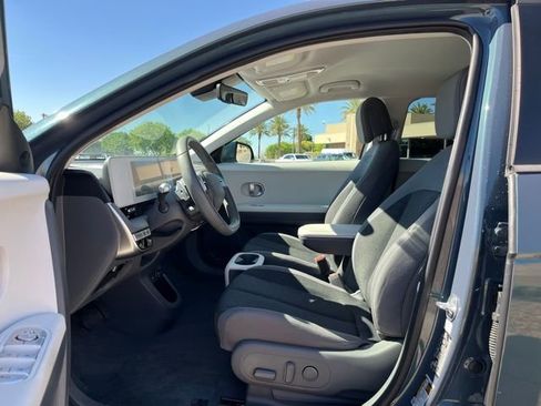 Used 2024 Hyundai Ioniq 5 SEL image 11